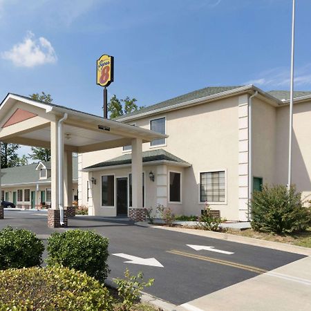 Super 8 By Wyndham Chatsworth/Dalton Екстер'єр фото